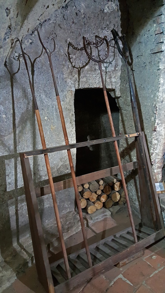Torture Implements, Daliborka Tower